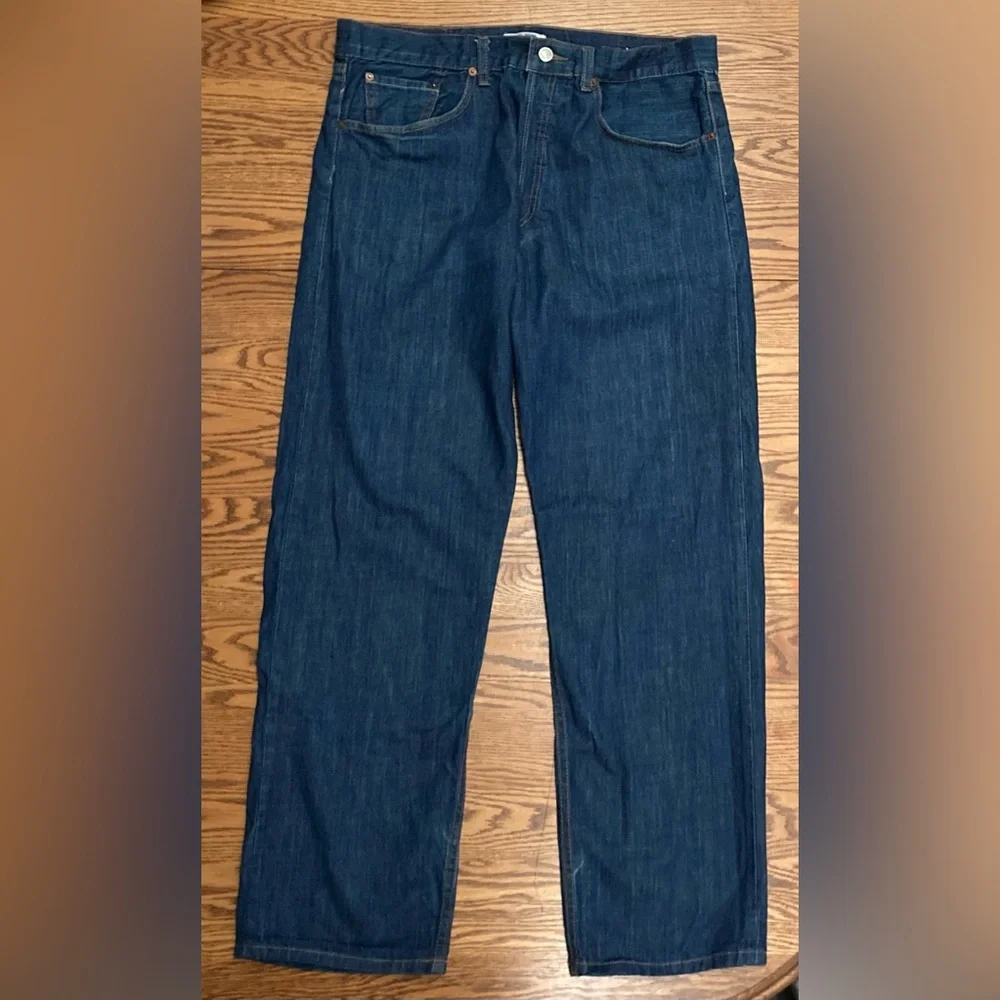 ✨LEVI’S✨GENUINE 501 BUTTONFLY sz38x30🔹2sm frays at hem as seen in photos 💥GUC💥